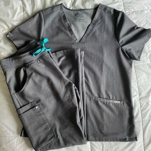 FIGS Scrubs Set, Large Graphite